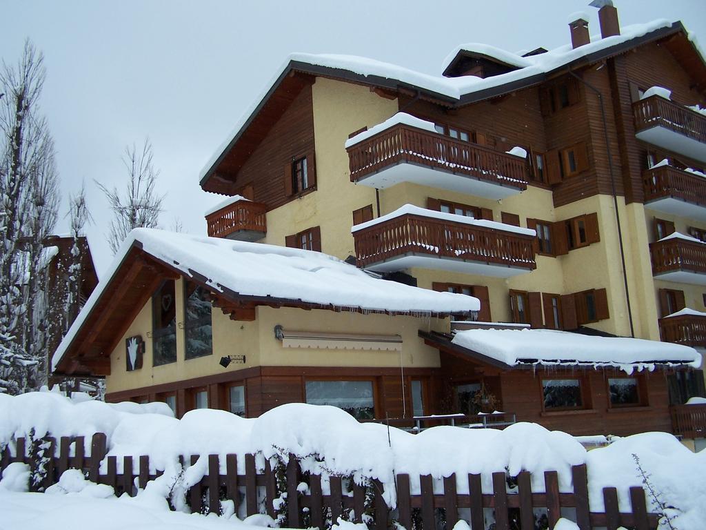 Hotel Bucaneve Bardonecchia Buitenkant foto