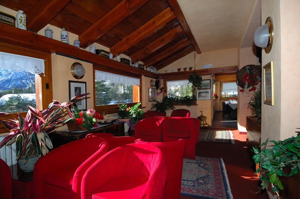 Hotel Bucaneve Bardonecchia Buitenkant foto