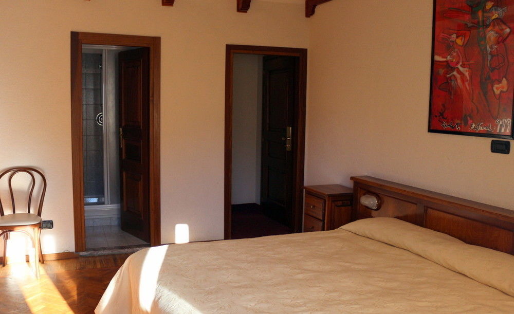 Hotel Bucaneve Bardonecchia Buitenkant foto