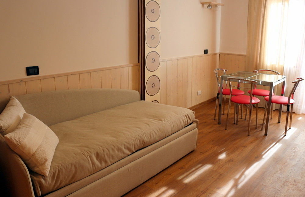 Hotel Bucaneve Bardonecchia Buitenkant foto
